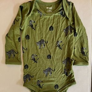Kyte BABY jungle long sleeve bodysuit NWOT